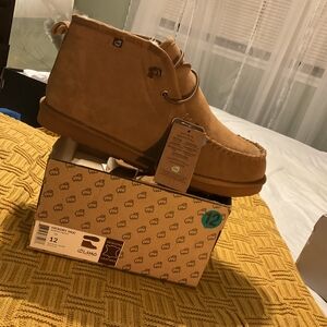 Lamo Men's Tan Moccasin Boots